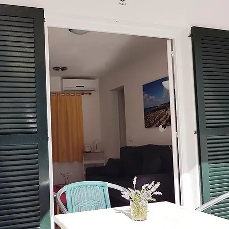 California * Cala'N Blanes (Menorca)