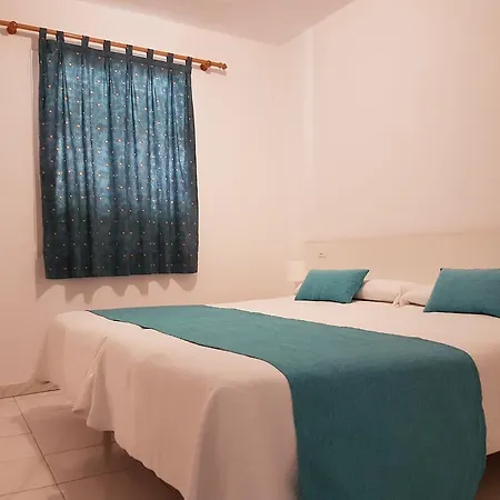Apartaments California Cala'N Blanes (Menorca)
